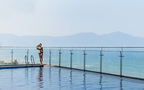 Rosamia Da Nang Hotel - My Khe Beachfront Luxury
